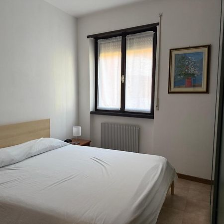 Appartamento Spazioso Con 3 Camere Da Letto Riva del Garda Dış mekan fotoğraf