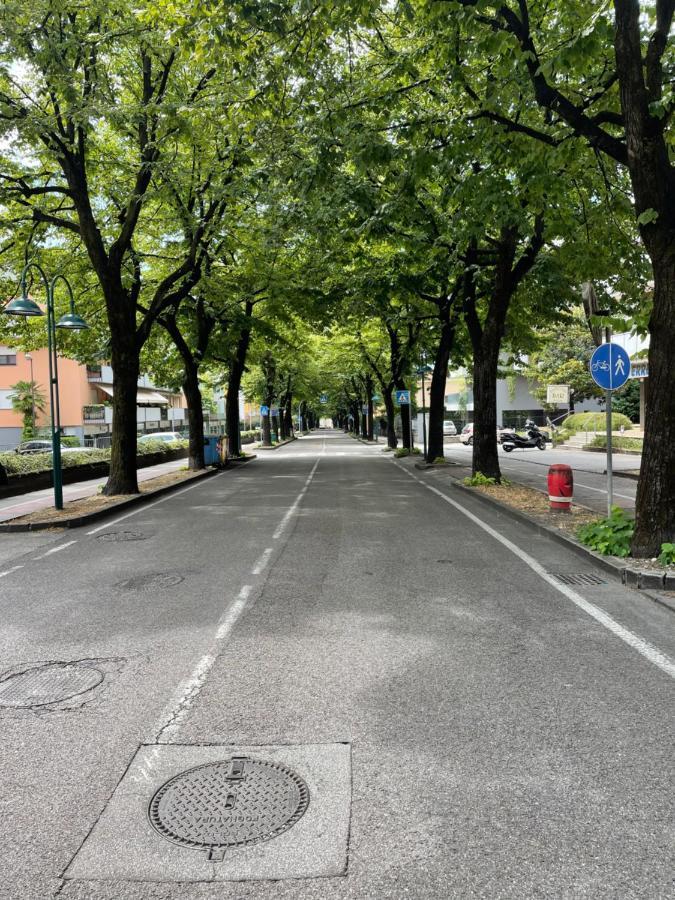Appartamento Spazioso Con 3 Camere Da Letto Riva del Garda Dış mekan fotoğraf
