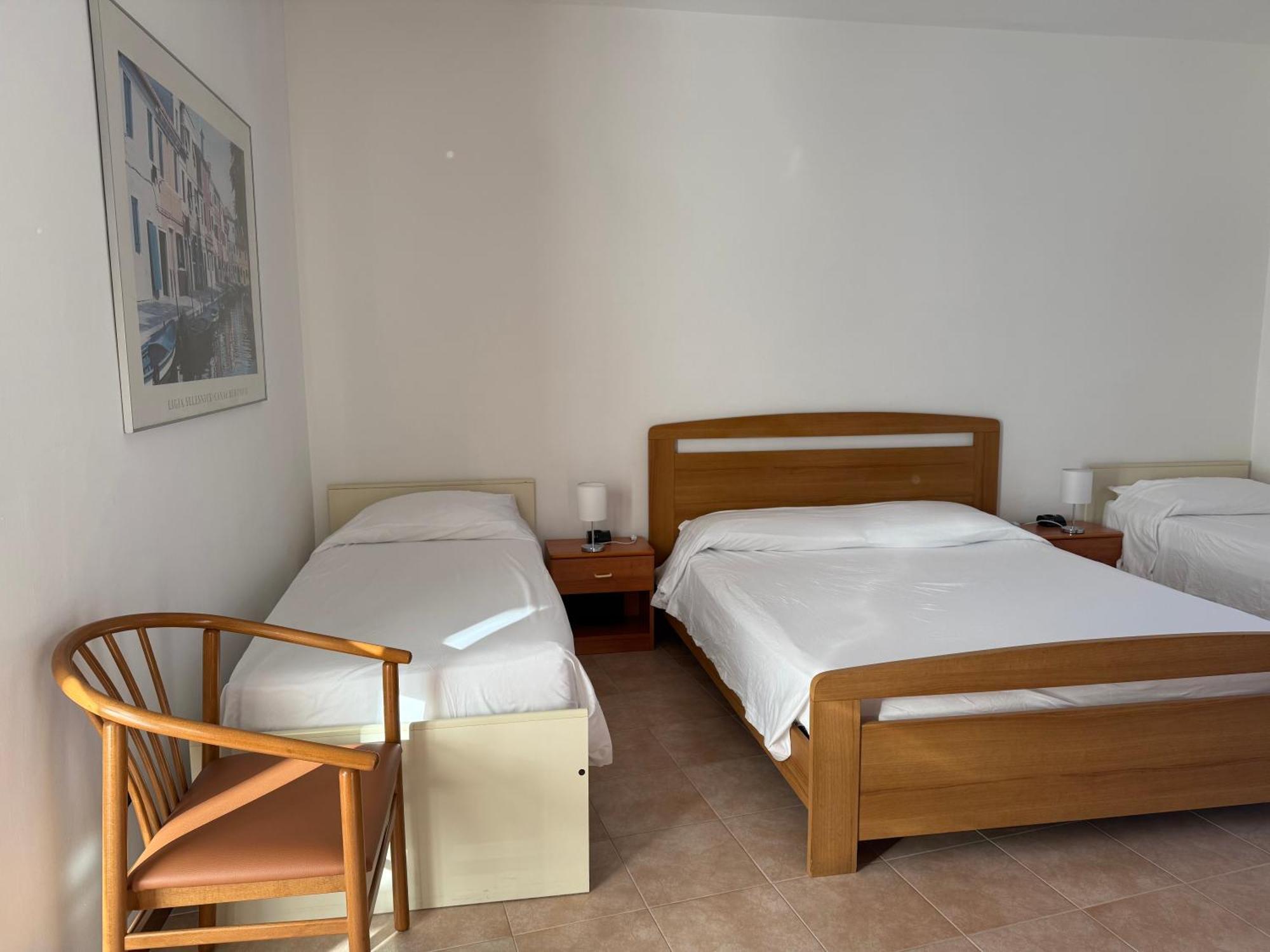 Appartamento Spazioso Con 3 Camere Da Letto Riva del Garda Dış mekan fotoğraf