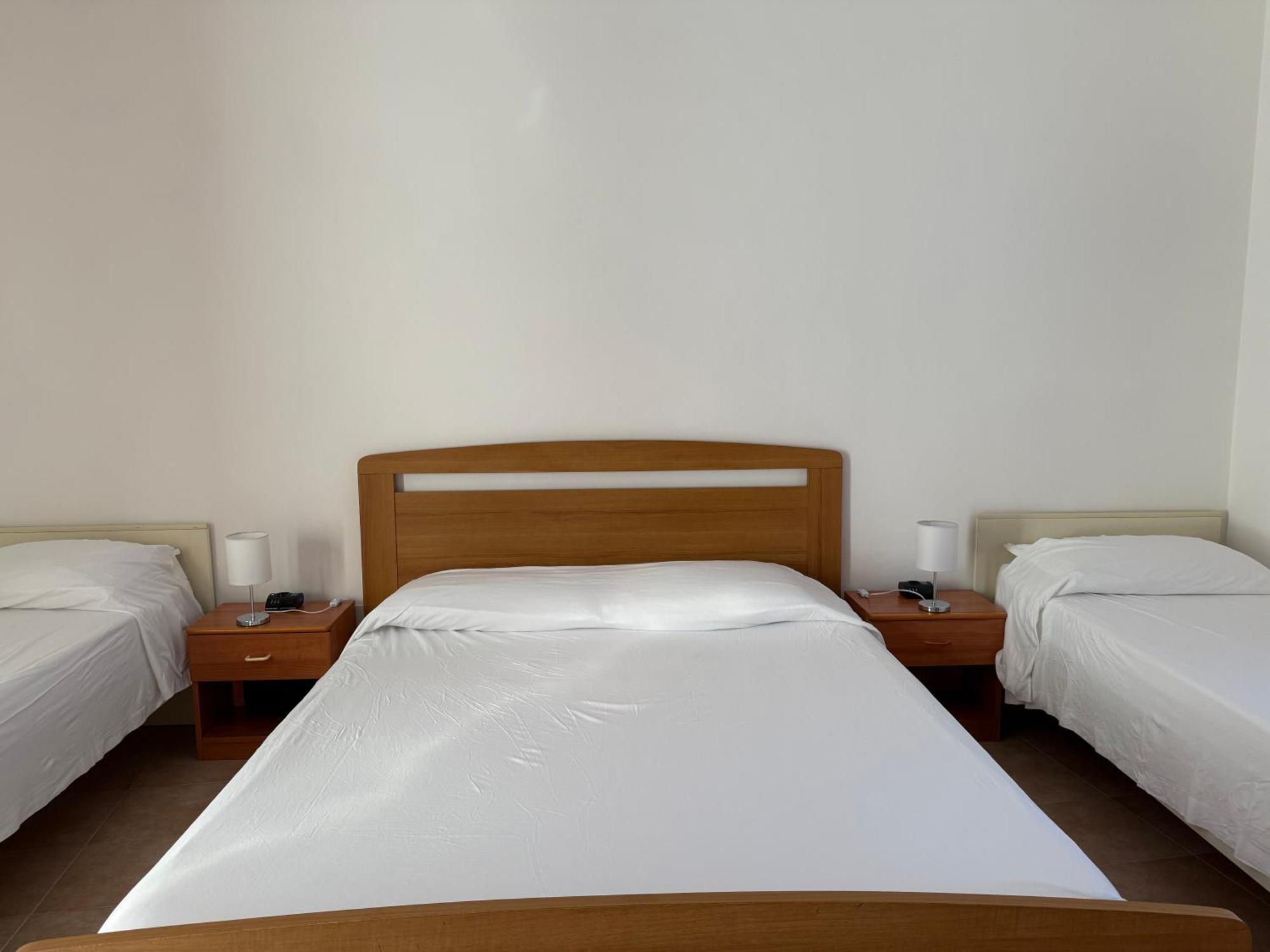 Appartamento Spazioso Con 3 Camere Da Letto Riva del Garda Dış mekan fotoğraf